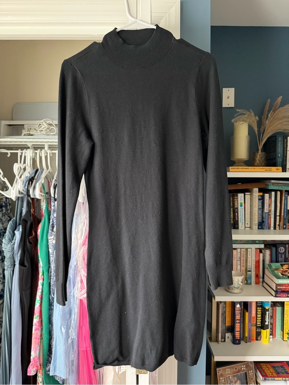 Abercrombie & Fitch Black Long Sleeve Knit Dress